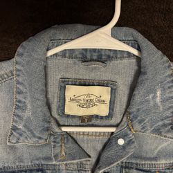 Gorgeous Denim Jacket. Hermosa Chamarra De Mezclilla 