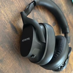 Heavy’s H1H Wireless Headphones