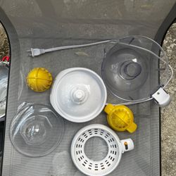 BLACK+DECKER 32oz Electric Citrus Juicer with Self-Reversing Cone