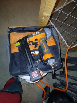 Brad nail gun