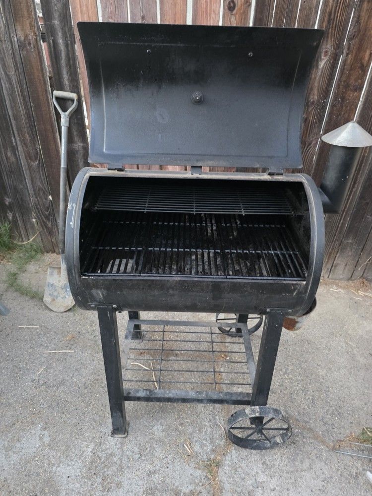 BBQ Grill Charcoal 