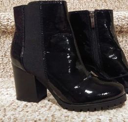 New Women's Size 5.5 Franco Sarto Boots [Retail $128] Patent LEATHER, Elastic Band & ZIPPER