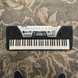 Yamaha Keyboard (NO BACK CORD) 