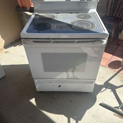 Electric Stove for Sale / Estufa Eléctrica en Venta