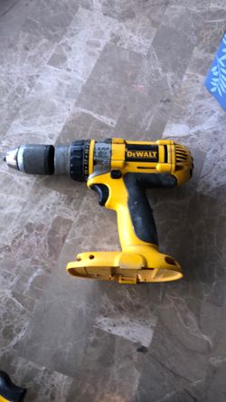18 V Dewalt drill hammer