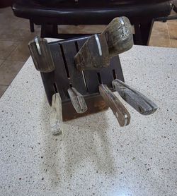 Knifes  block