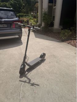 Nine bot scooter