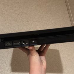 ps4!!! need gone asap 