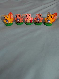 Dutch Bros merch! Frog keychains