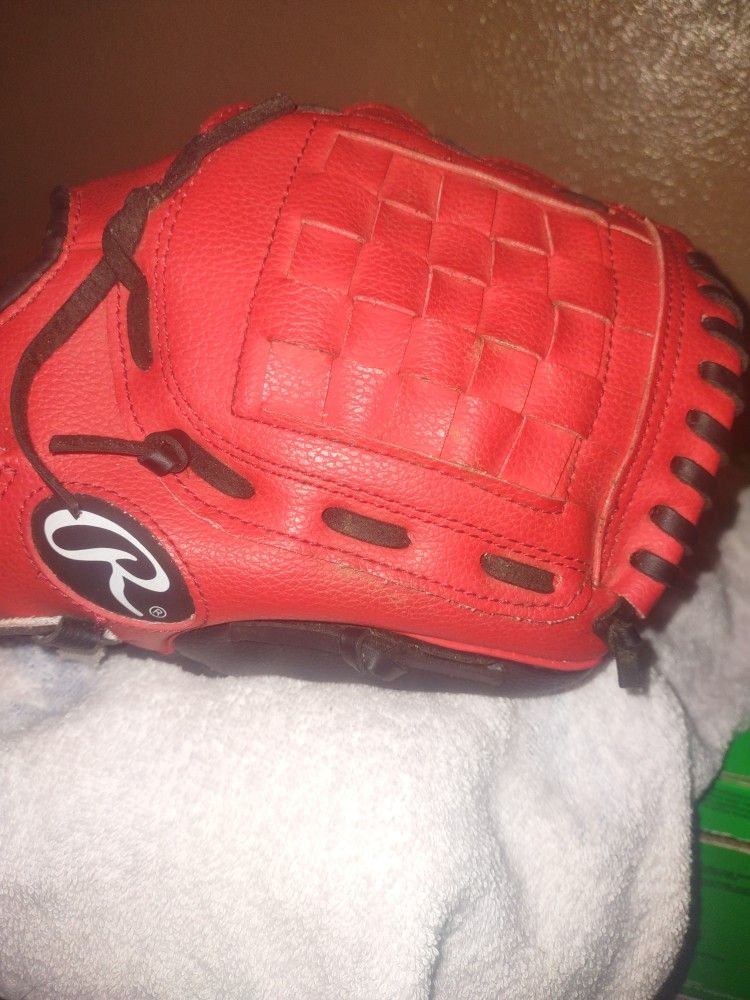 Baseball / Softball Gloves