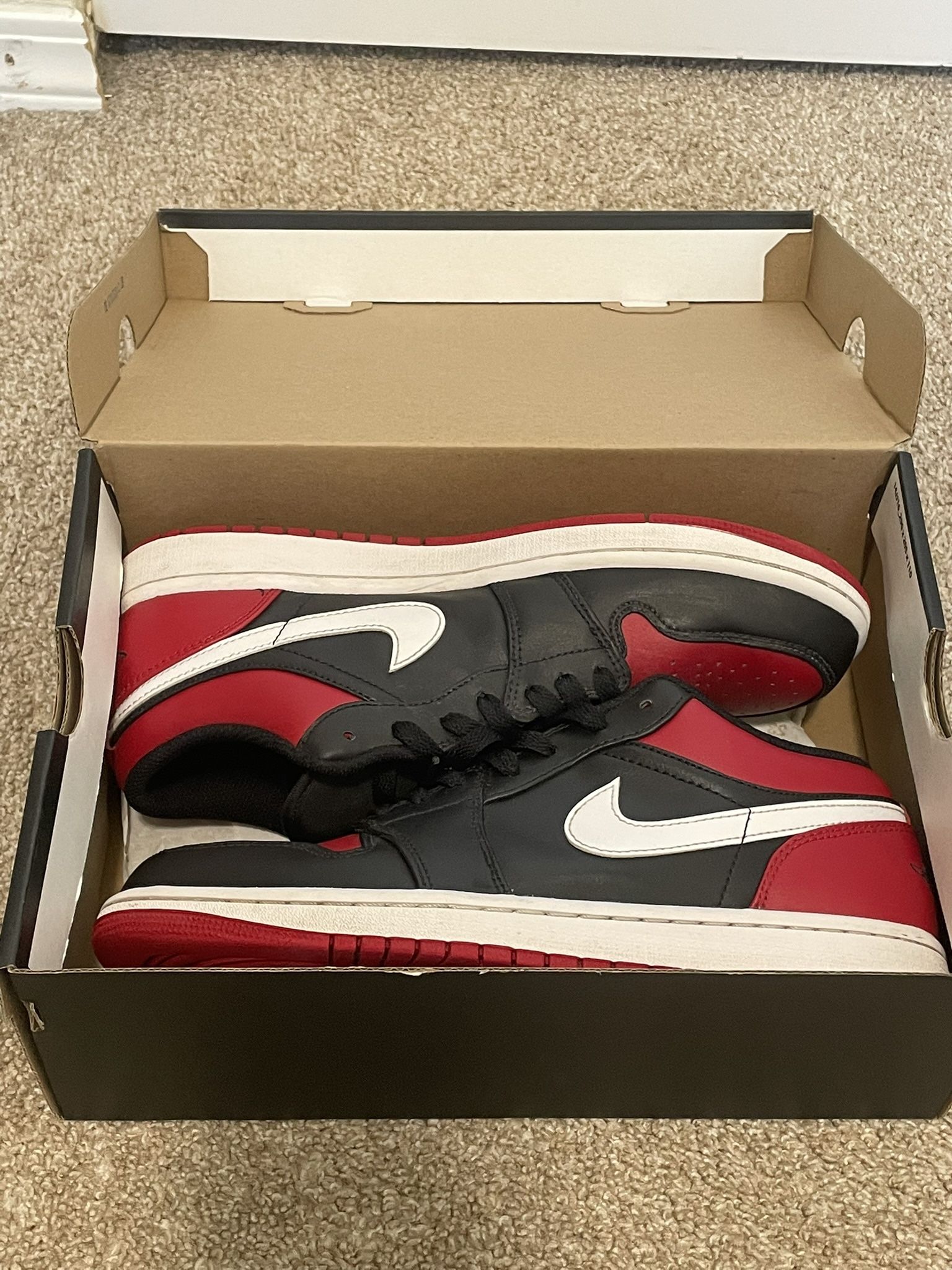 Air Jordan 1 Low