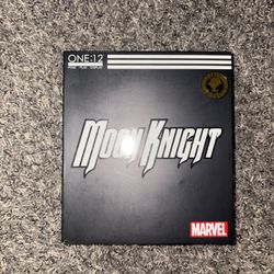 Mezco Moonknight Crescent Edition 