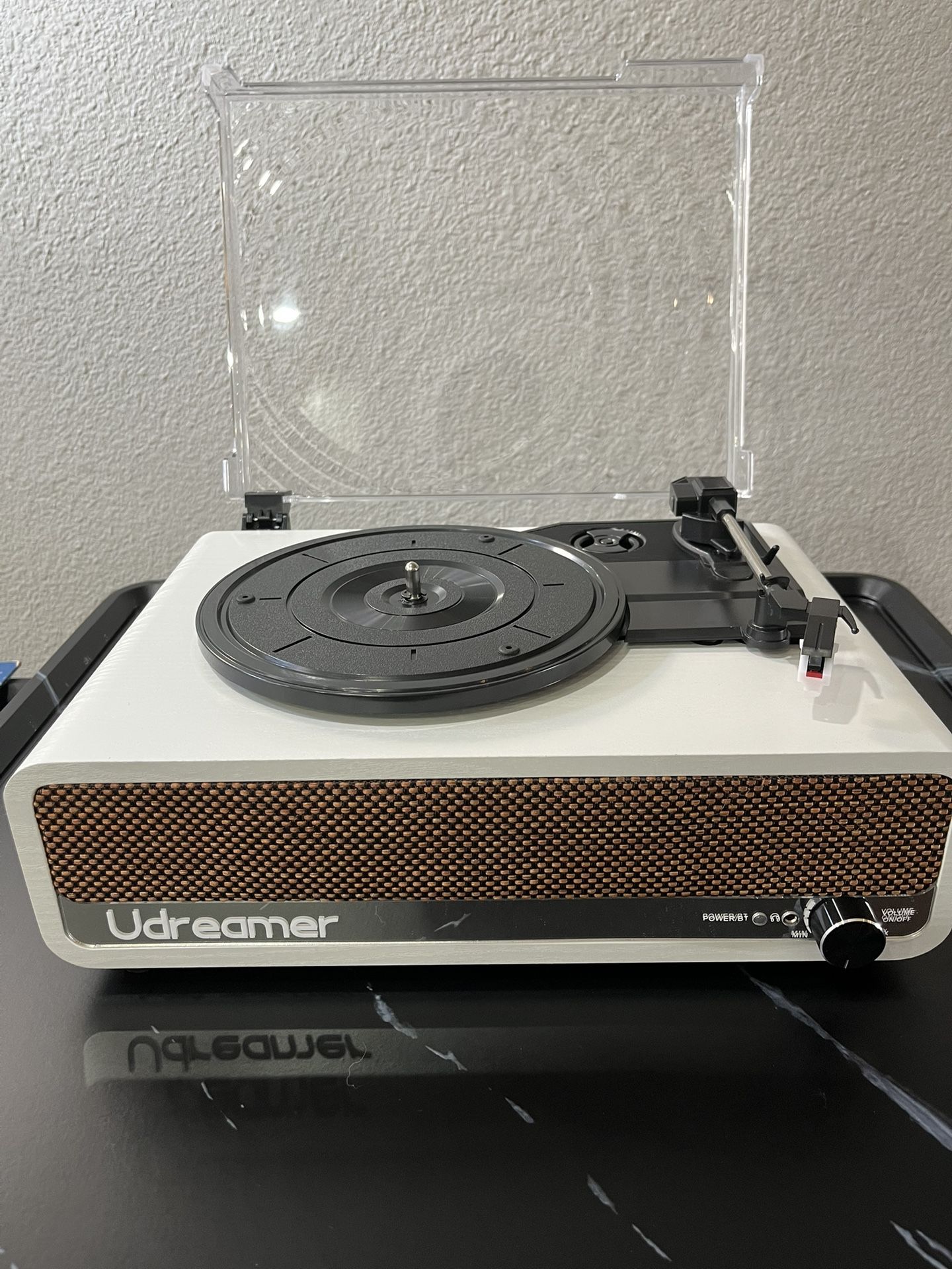 White Vinyl Record Player With Speakers Bluetooth