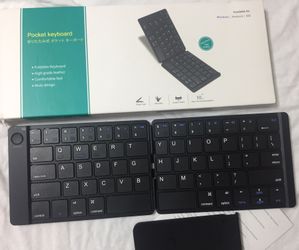 Foldable Bluetooth keyboard