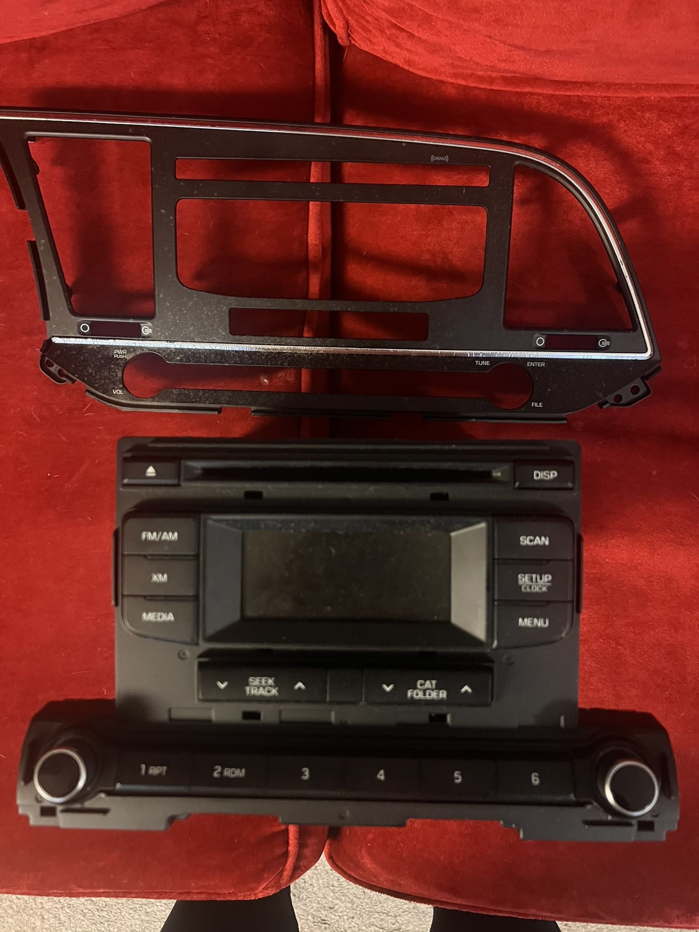 2017 Hyundai Elantra SE Car Radio And Faceplate