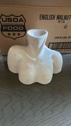 Women’s Figure  Decoration 