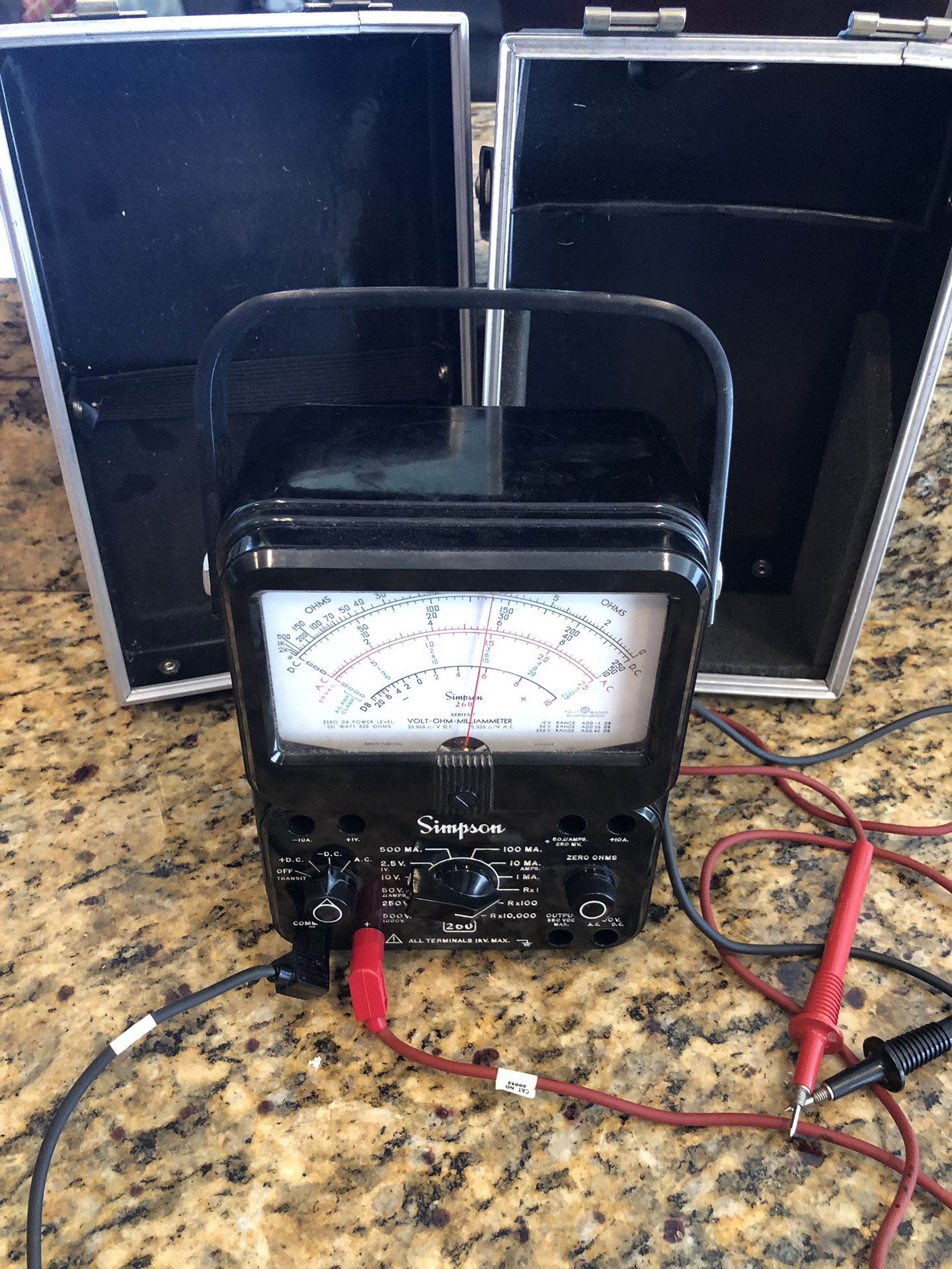 OMG Wow deal!! Original Simpson 260 Series 7 Volt-OHM-Milliammeter w/ Carry Case