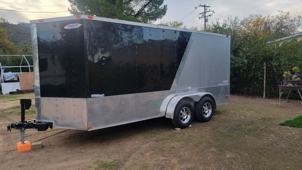 16 bt 7 Enclosed Cargo Trailer... must see !.,..... many upgrades!