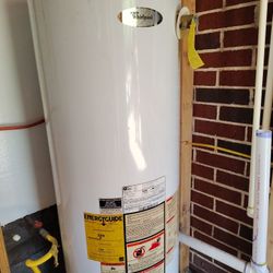 Whirlpool Water Heater Good Condition