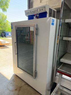 Commercial Ice Box Freezer