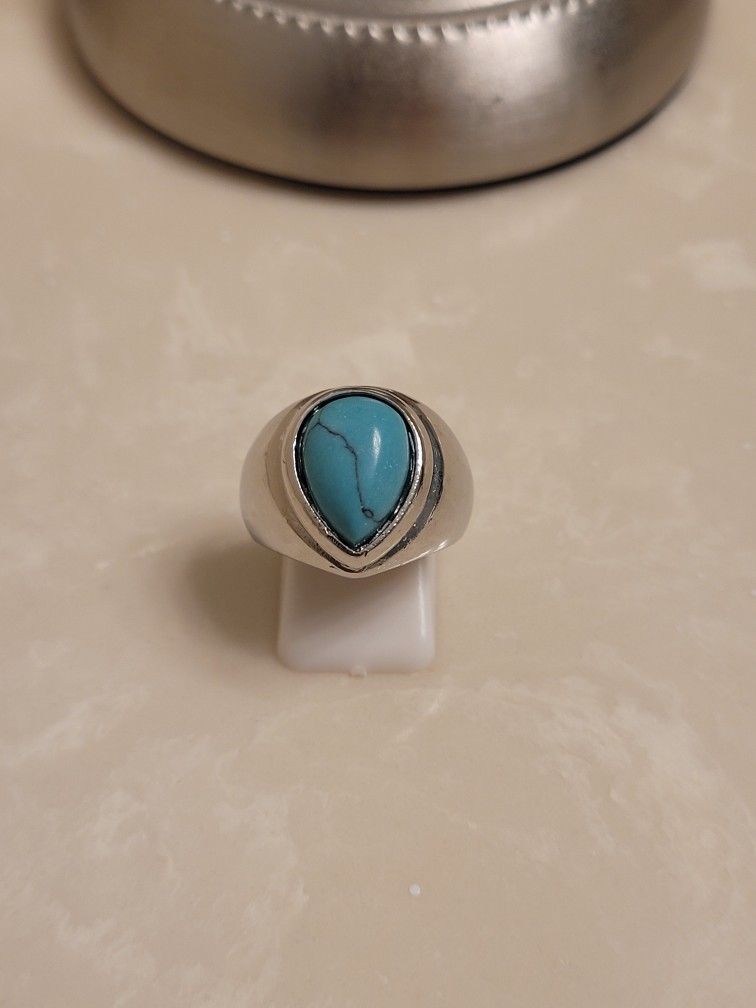 Silver and Turquoise Statement Ring Size 8.5 