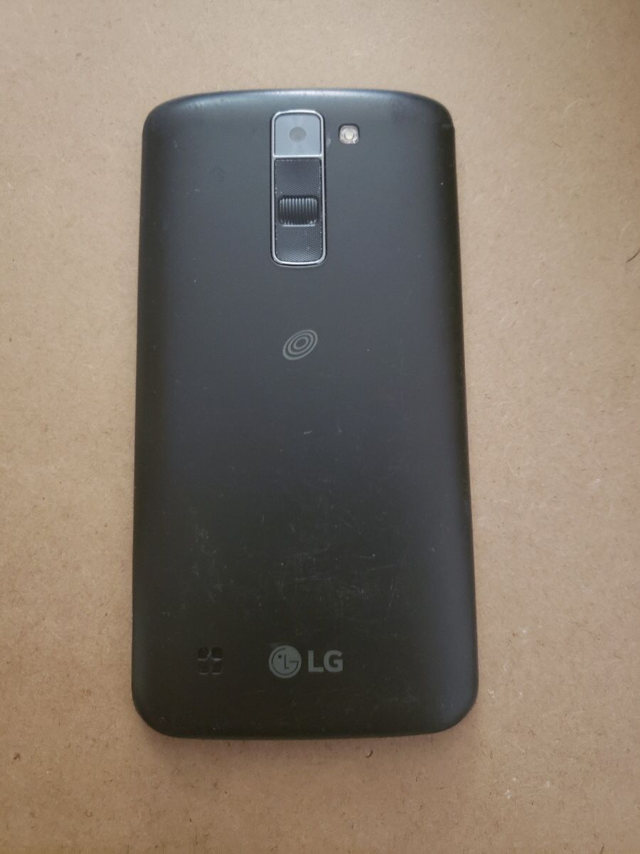 LG G5 Cell Phone 16gb storage, 2gb ram, 5.2 Screen, Double SIM, expandable storage memory 512gb, great to like new condition $70