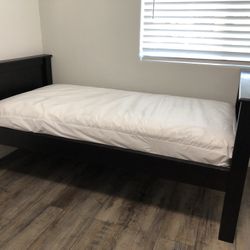 Twin Bed With Mattress 