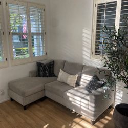 Light Gray Sectional Sofa with Chaise