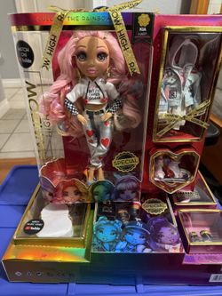Rainbow High Kia Hart fashion doll special Valentine's Day edition NEW MGA