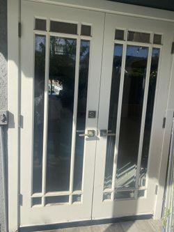 Beautiful French Crystal Doors White $1000