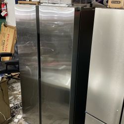 New Samsung Side By Side Stainless Last One Floor Model Clearance Was $3k Now $1000obo *scratch N Dent*** Can Deliver Can Install Can Finance Must Go 