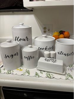 Threshold Canister Set