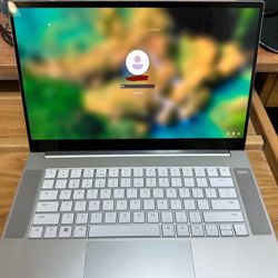 Razer blade 15 mercury white