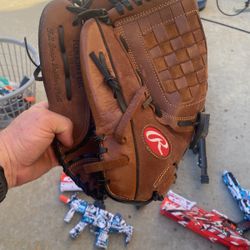 Lefty Baseball Glove