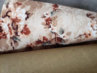 Vintage Floral Carpet (10x15&12x17)