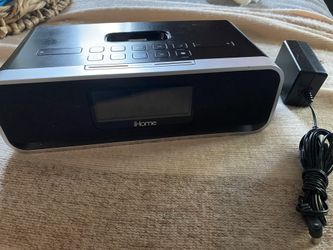 I home radio clock dock station