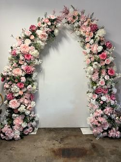 Artificial flowers and decoration