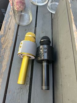 Wireless Karaoke Microphones – Gold & Black Set of 2