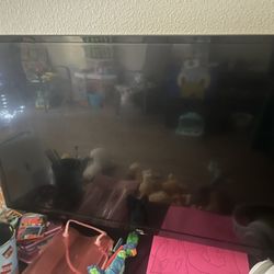 32 Inch TCL ROKU TV