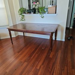 Free Dining Table 