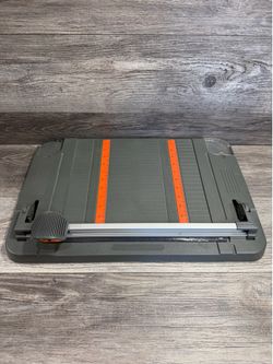 FISKARS Desk Top Cutting Board Paper Rotary Cutter 12 Inch Table With Scoring Blade