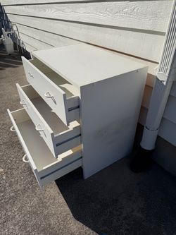 Free IKEA cabinet
