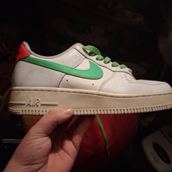 Air Force 1.  Size 8b
