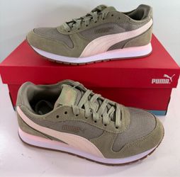 NEW Puma Women's Jogger Sneaker Running Walking Athletic Shoes Lace Up