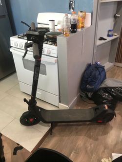 Electric scooter