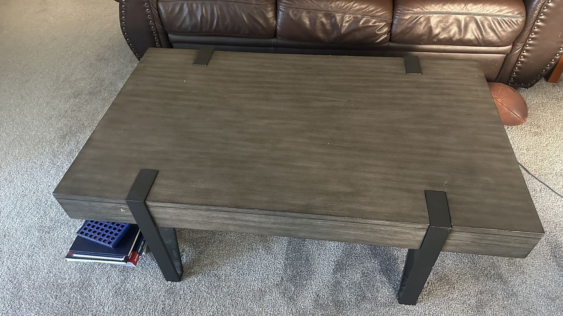 Classic coffee Table