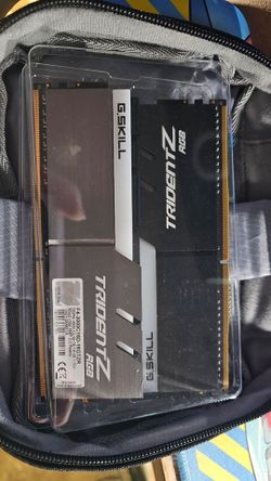 G.SKILL TridentZ RGB Series 32GB (4 x 8GB) RAM