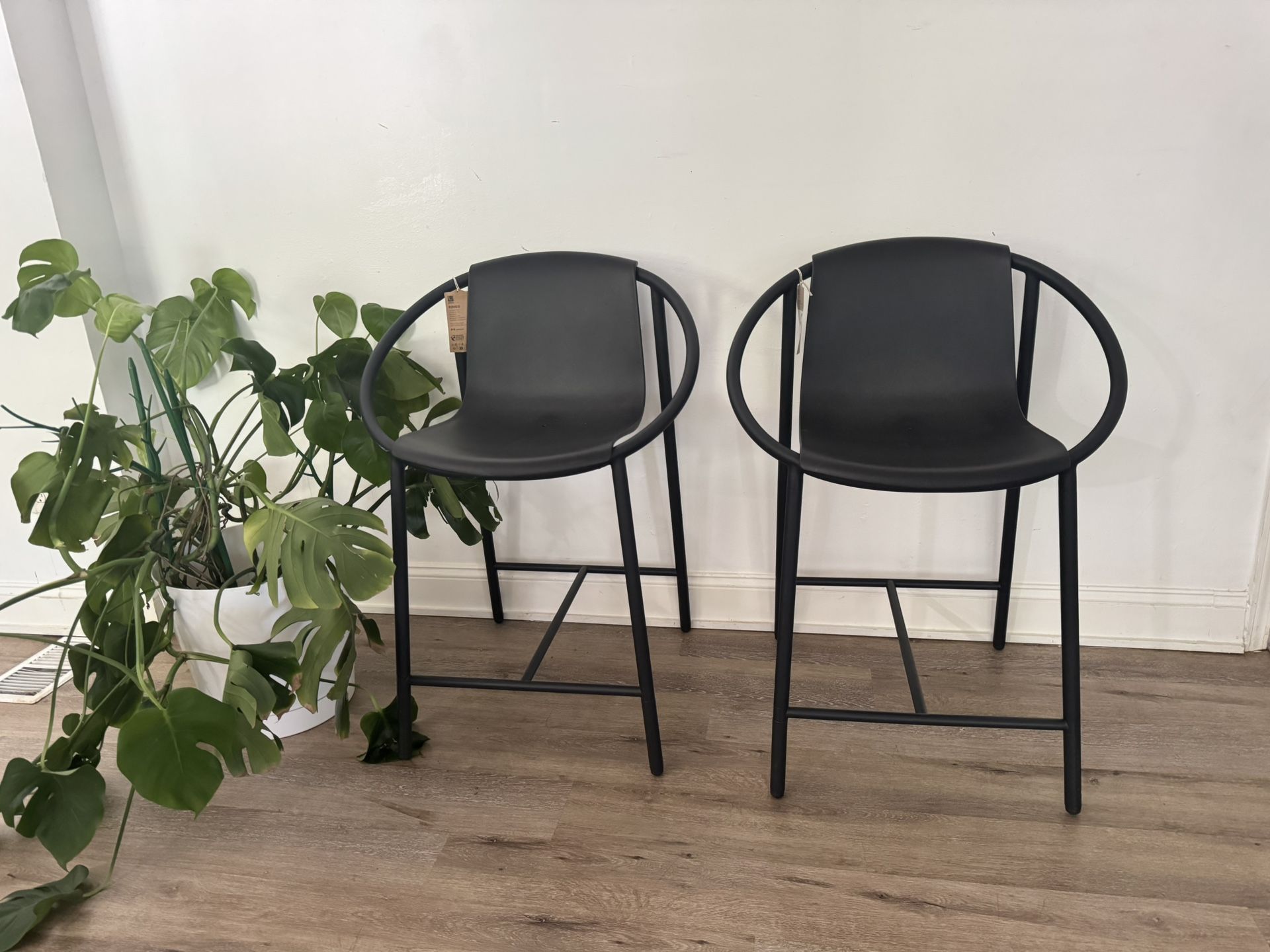 Brand new Umbra RINGO COUNTER STOOL orange / black retro mimilist modern contempo