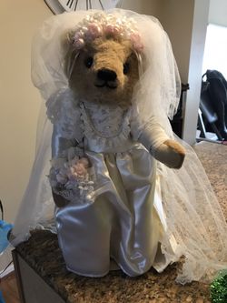 Edwina the teddy bear bride