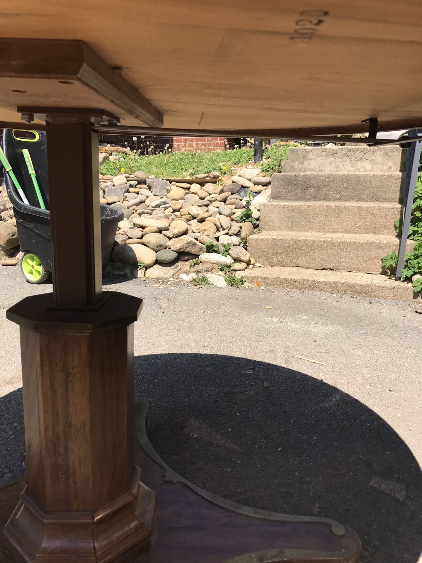 Vintage Hekman Adjustable Height Card Table for Sale in Kingsport, TN